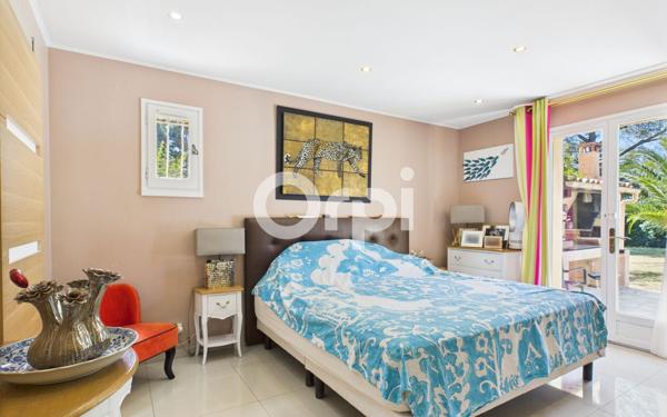 Maison à vendre    3 pièces •  Mougins