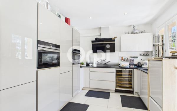 Maison à vendre    3 pièces •  Mougins