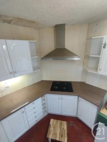 Appartement F4 à vendre  4 pièces - 97,33 m 2   LAGNY SUR MARNE  - 77
