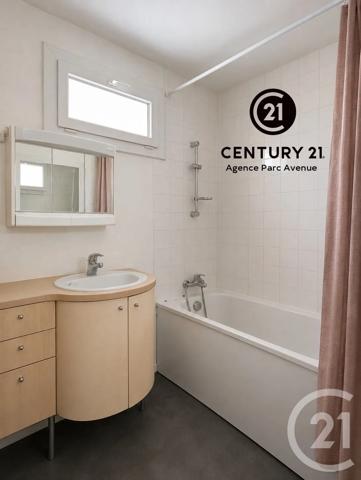 Appartement F4 à vendre  4 pièces - 97,33 m 2   LAGNY SUR MARNE  - 77
