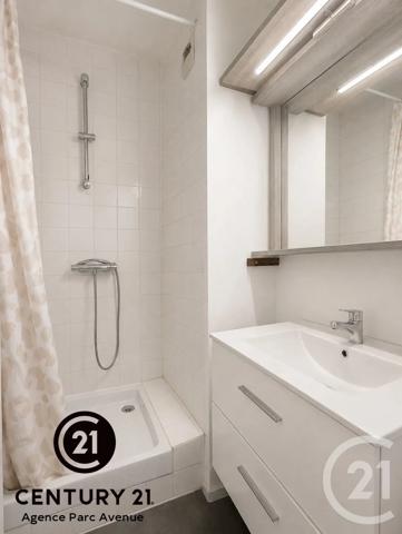 Appartement F4 à vendre  4 pièces - 97,33 m 2   LAGNY SUR MARNE  - 77