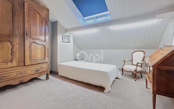 Maison à vendre    6 pièces • 224 m2 Limoges