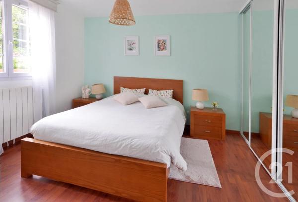 Maison à vendre  5 pièces - 126 m 2   MONTGERON  - 91