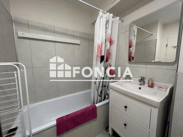 Location Studio meublé 29.93 m² - 109-113 BD DE LA REPUBLIQUE Chatelaillon Plage 17340