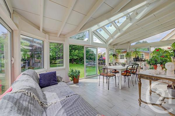 Maison à vendre  7 pièces - 161,47 m 2   BRUNOY  - 91