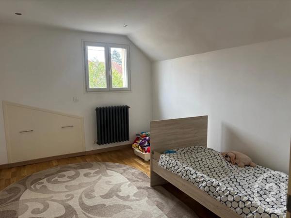 Maison à vendre  7 pièces - 161,47 m 2   BRUNOY  - 91