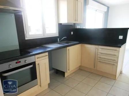 Maison à louer 4 pièces 96.17m² Châteauroux (36000)