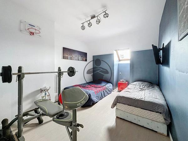 Vente Maison 9 pièces 182 m2 à Saint-Quentin