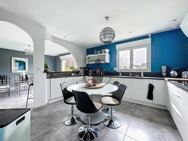 Vente Maison 9 pièces 182 m2 à Saint-Quentin