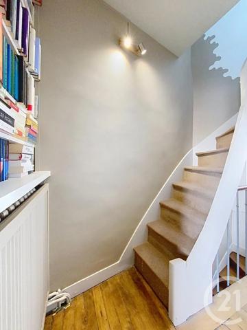 Maison à vendre  8 pièces - 164,75 m 2   CHARTRES  - 28