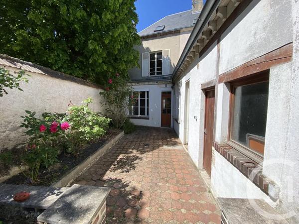 Maison à vendre  8 pièces - 164,75 m 2   CHARTRES  - 28