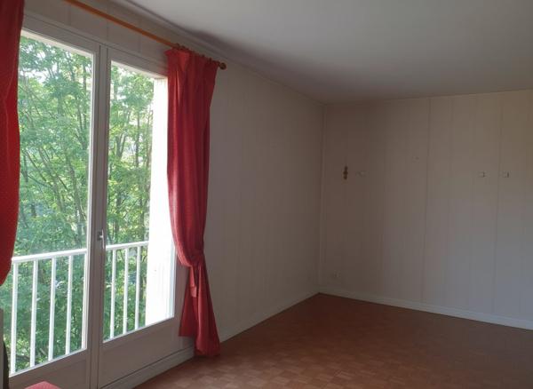 À vendre - T3, 3 pièces situé à Compiègne (60200)