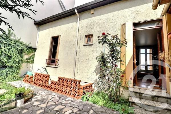Maison à vendre  2 pièces - 45 m 2   BAGNOLET  - 93