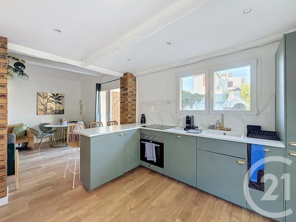 Maison à vendre  3 pièces - 58,02 m 2   VILLEJUIF  - 94