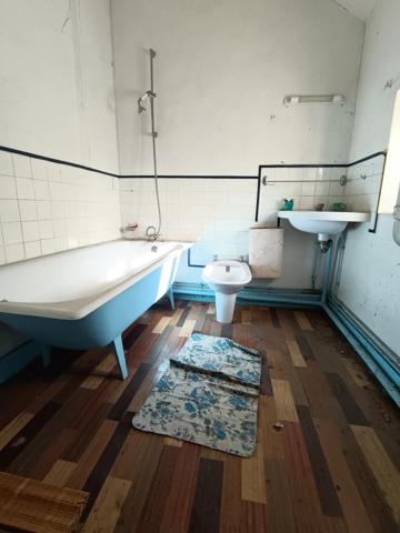 Maison à vendre 3 pièces  (85)