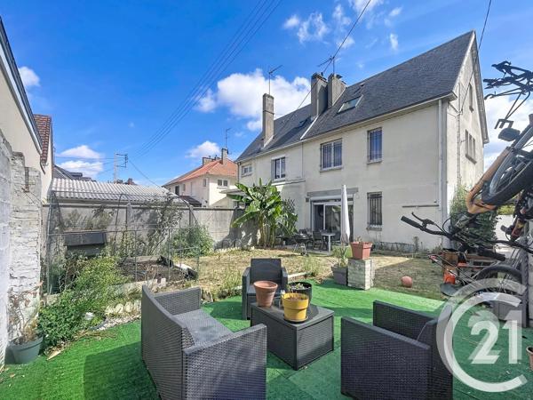 Maison à vendre  5 pièces - 116 m 2   SOTTEVILLE LES ROUEN  - 76