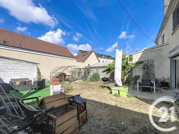 Maison à vendre  5 pièces - 116 m 2   SOTTEVILLE LES ROUEN  - 76