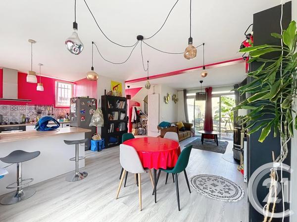 Maison à vendre  5 pièces - 116 m 2   SOTTEVILLE LES ROUEN  - 76