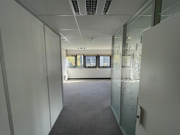 Bureaux à louer à Nantes surface rénovée de 213 m2 parking inclus
