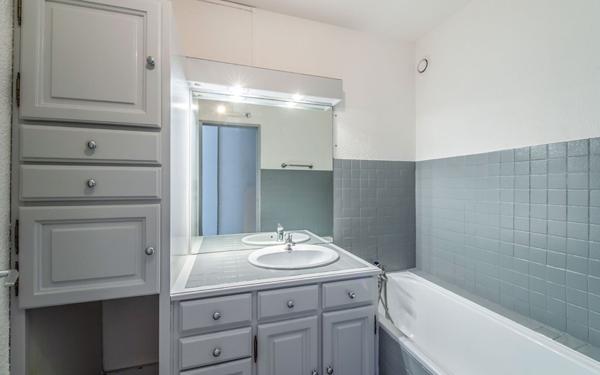 Appartement à vendre    3 pièces • 68,89 m2 Avignon