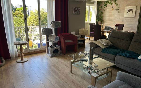 Appartement à vendre    3 pièces • 87,81 m2 Avignon