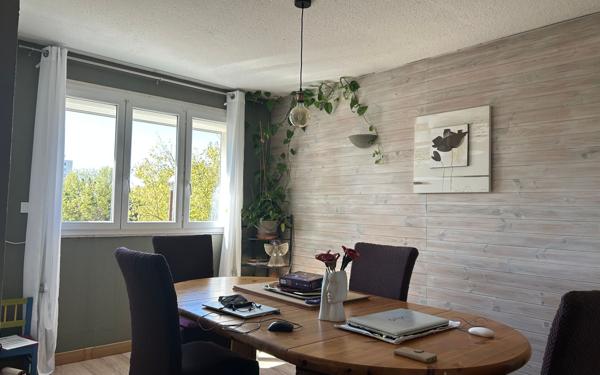 Appartement à vendre    3 pièces • 87,81 m2 Avignon