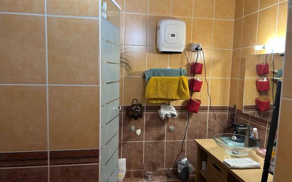 Appartement à vendre    3 pièces • 87,81 m2 Avignon