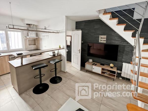 2 Pièces en  Duplex  avec cour  de 35m²