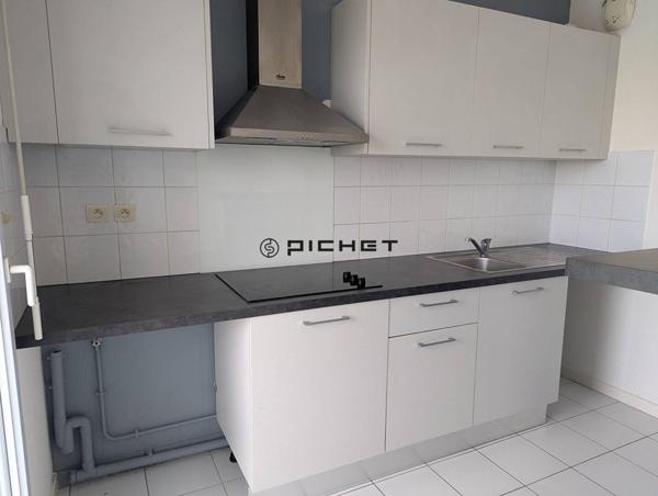 Appartement 2 pièces 46 m² PAU - 64000