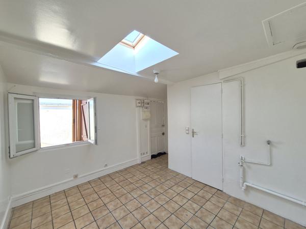 À vendre - Maison plain-pied, 2 pièces située à Aubervilliers (93300)