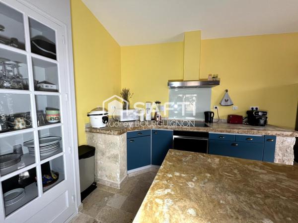 Maison + Studio, Piscine, Calme, Proche Village