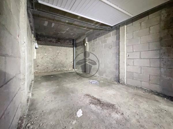 Vente Garage 15 m2 à Saint-Quentin