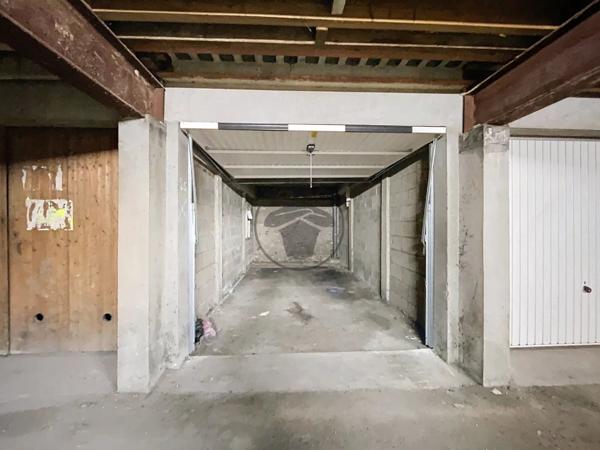 Vente Garage 15 m2 à Saint-Quentin