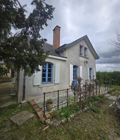 Maison 11 pièce(s) 7 chambre(s) 241 m²