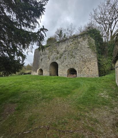 Maison 11 pièce(s) 7 chambre(s) 241 m²