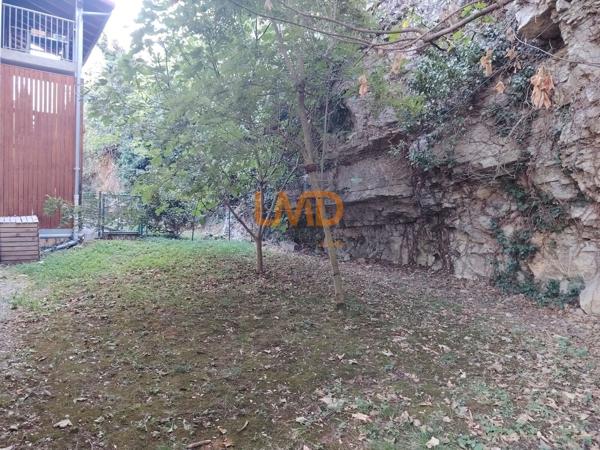 Appartement sans vis à vis - 300 m² de terrain