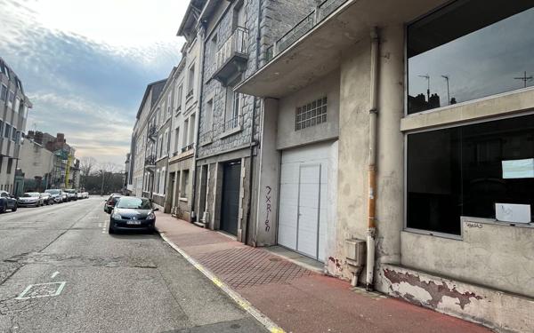 Stationnement à louer    Limoges