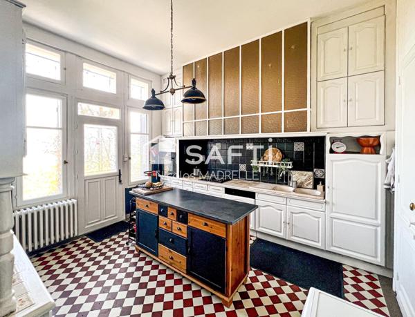 Hôtel particulier 600 m2, 12 pièces, 10 chambres