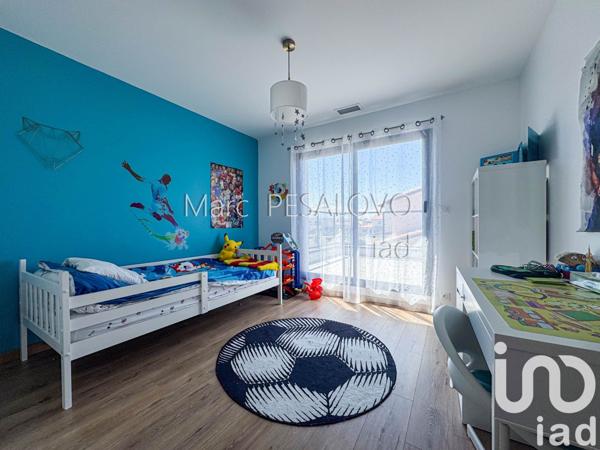 Maison 5 pièces de 136 m² à Bompas (66430)