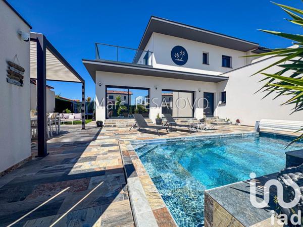 Maison 5 pièces de 136 m² à Bompas (66430)