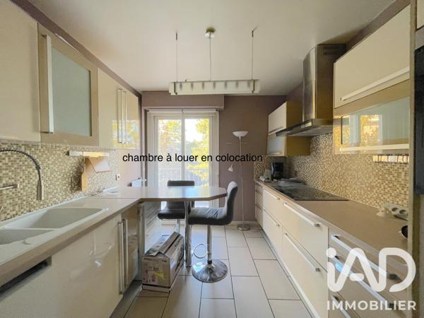Location appartement 5 pièces 88 m² Évry-Courcouronnes
