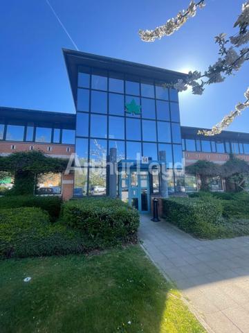 Bureaux à louer Villeneuve d'Ascq - Surface fonctionnelle avec stationnement et accès rapide axes majeurs