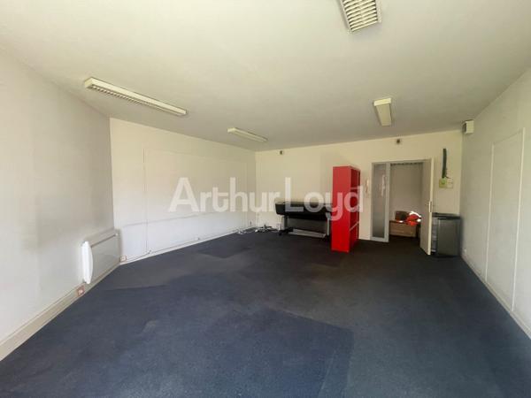 Bureaux à louer Villeneuve d'Ascq - Surface fonctionnelle avec stationnement et accès rapide axes majeurs
