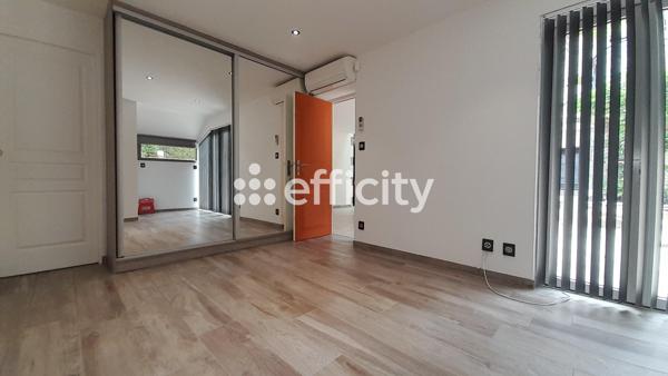 Maison 7 pièces - 180 m²