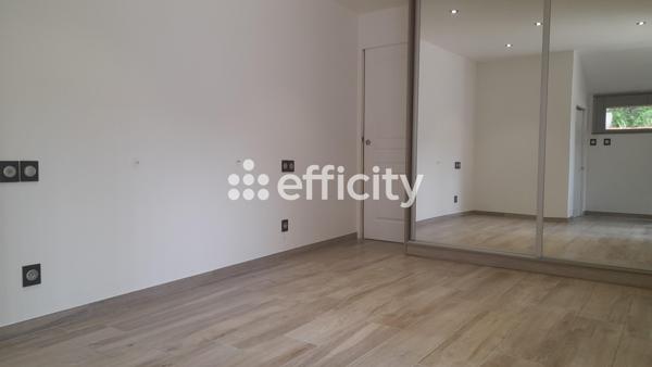 Maison 7 pièces - 180 m²