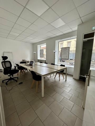 BUREAUX à VENDRE de 115 m²