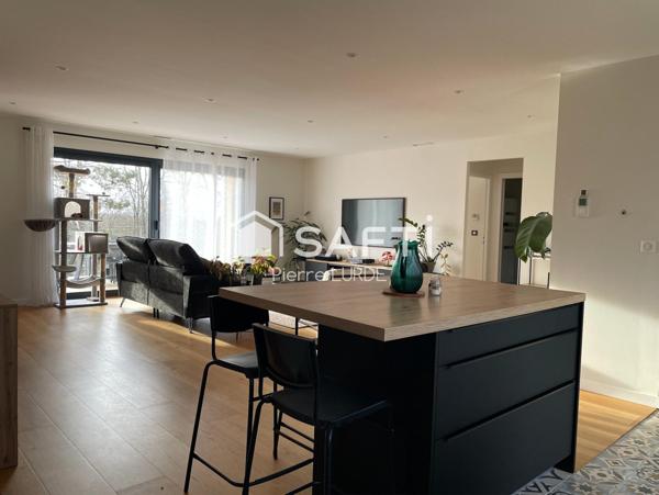 St. Martial - Maison de 115 m2 avec sous sol de 125 m2