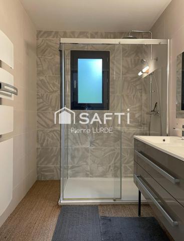 St. Martial - Maison de 115 m2 avec sous sol de 125 m2