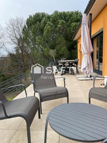 St. Martial - Maison de 115 m2 avec sous sol de 125 m2