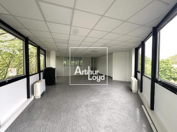 BUREAUX A LOUER - LABEGE ENOVA - ENVIRONNEMENT VERDOYANT